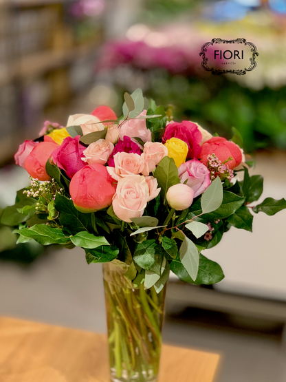 Order Mothers Day peonies flowers and gift sets  online delivery in Oakville florist Milton Mississauga  Burlington Toronto Hamilton