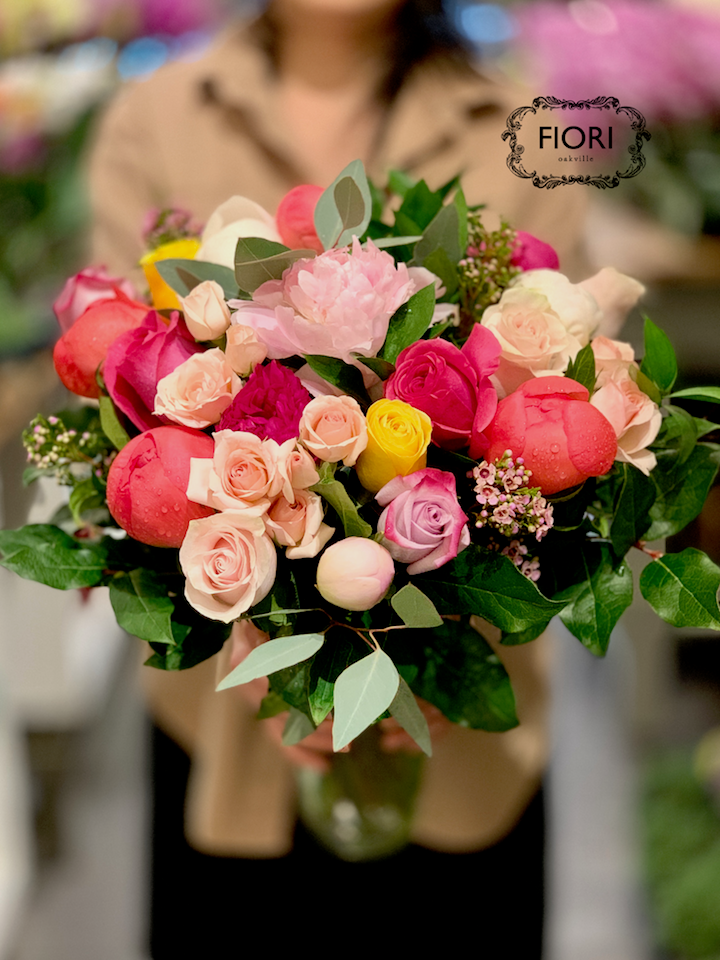 Order Mother's Day peonies flowers and gift sets  online delivery in Oakville florist Milton Mississauga  Burlington Toronto Hamilton